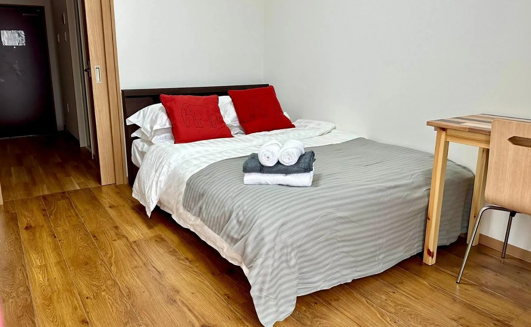 Ysty-Hotel Jamato Apartman